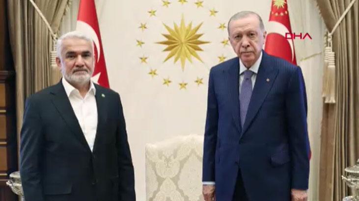 Cumhurbaşkanı Erdoğan HÜDA-PAR Genel Başkanı Yapıcıoğlu ile Külliye’de görüştü