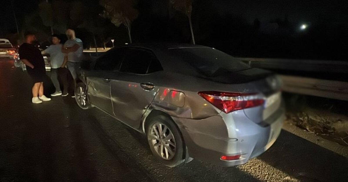 Kocaeli'de 3 otomobilin karıştığı zincirleme trafik kazasında 2 kişi yaralandı – Güncel haberler