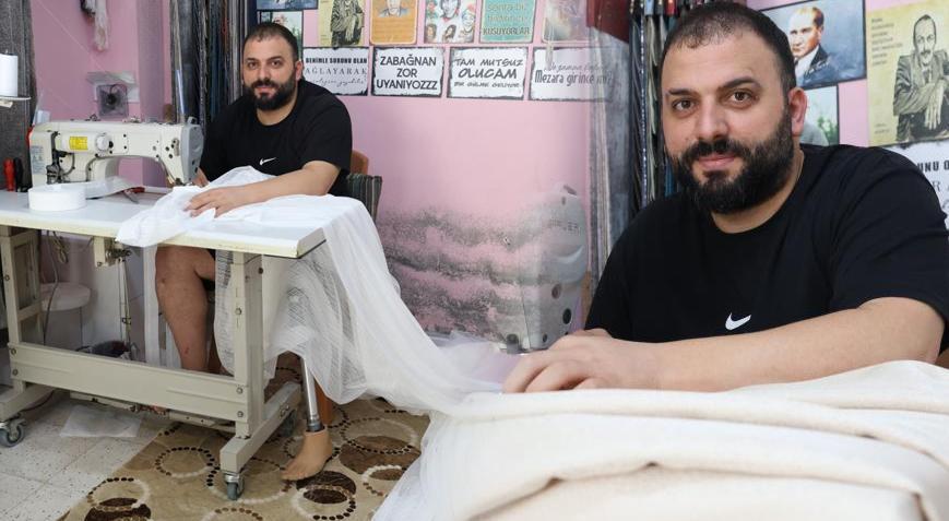 Yemek masasının altında yaşama tutundu! 52 saat sonra gelen mucize