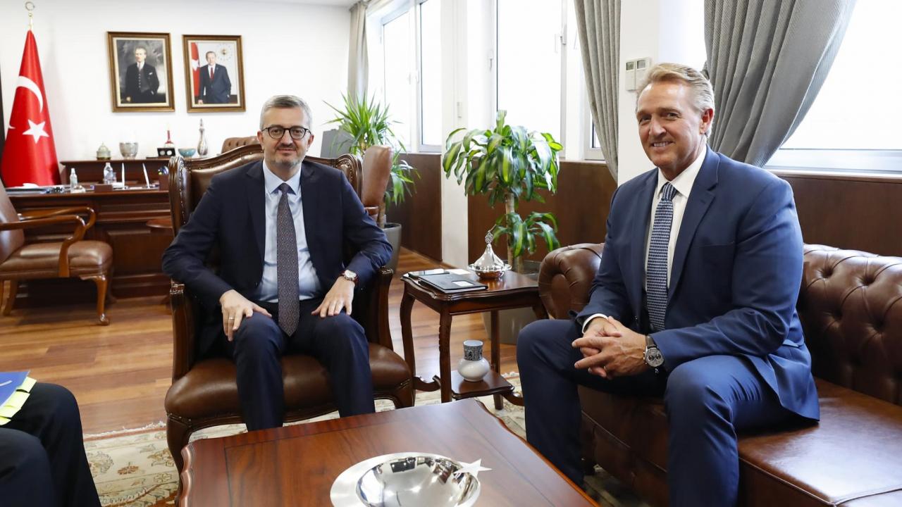 ABD Ankara Büyükelçisi Jeff Flake’ten Dışişleri Bakanlığı’na ziyaret!