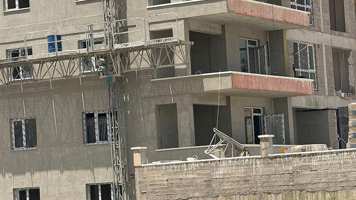 Ankara’da inşaat iskelesi çöktü! Yaralılar var