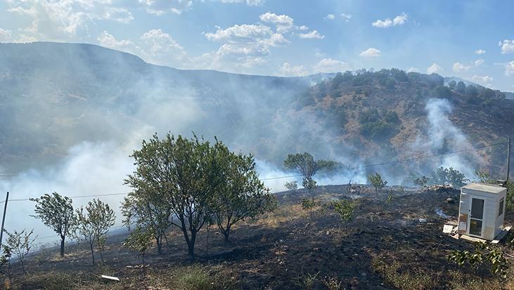 Ankara’da korkutan yangın! Alevler yerleşim yerlerine ulaştı