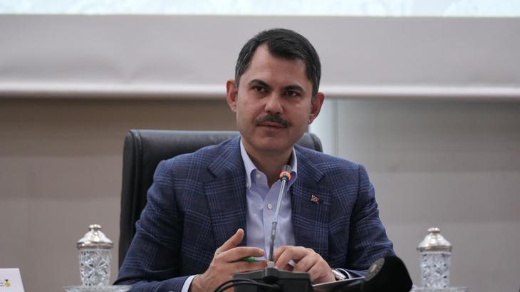 Bakan Kurum: Depremi siyasi malzeme yapmayacağız