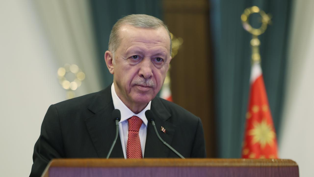 Başkan Erdoğan’dan şehit polis Cemalcan Ev’in ailesine başsağlığı mesajı
