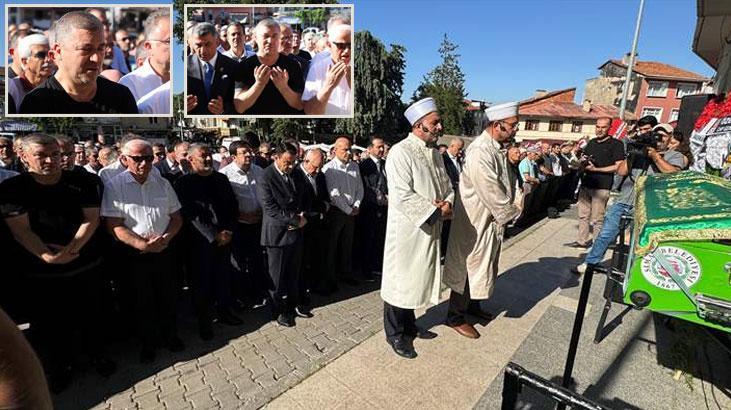 Gazeteci İsmail Küçükkaya’nın annesi son yolculuğuna uğurlandı
