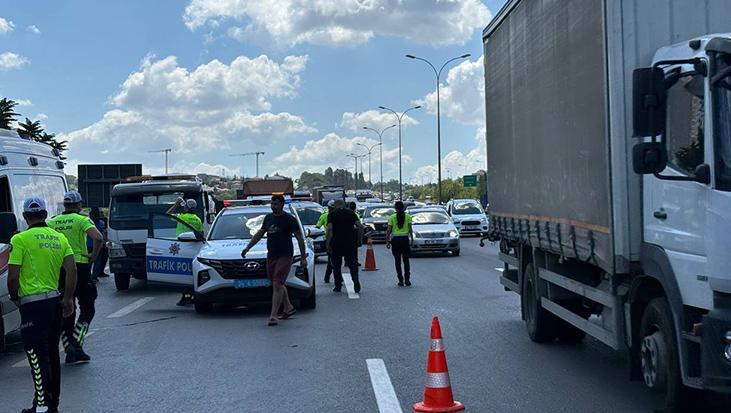 İstanbul’da zincirleme kaza! Yaralılar var
