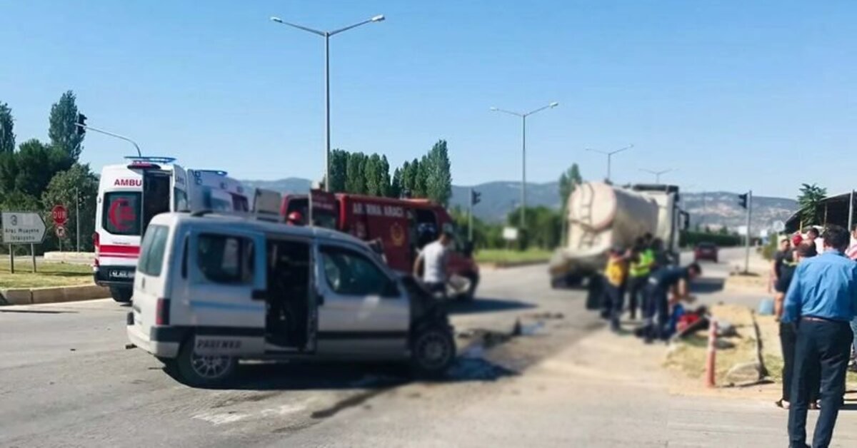 Kütahya'da otomobil tankere çarptı; 2 ölü, 1 yaralı – Güncel haberler