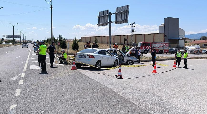 Kütahya’da feci kaza! 1 ölü, 2 yaralı