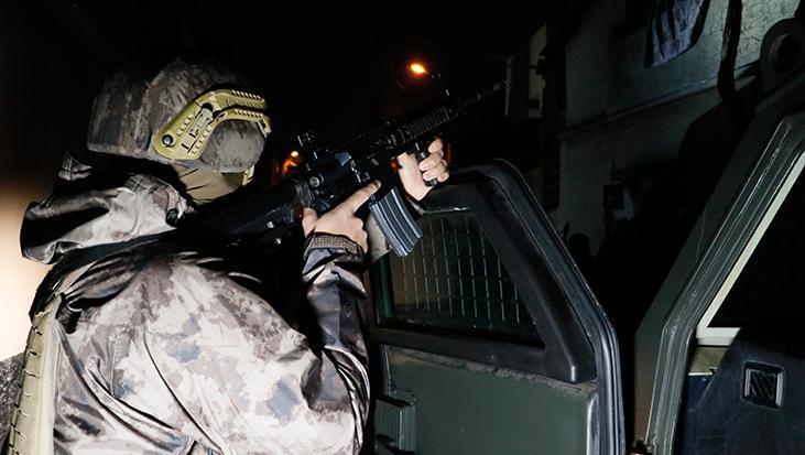 Son dakika: 45 ilde zehir tacirlerine operasyon: 320 gözaltı