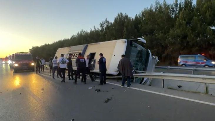 Uşak’ta yolcu otobüsü devrildi! Yaralılar var
