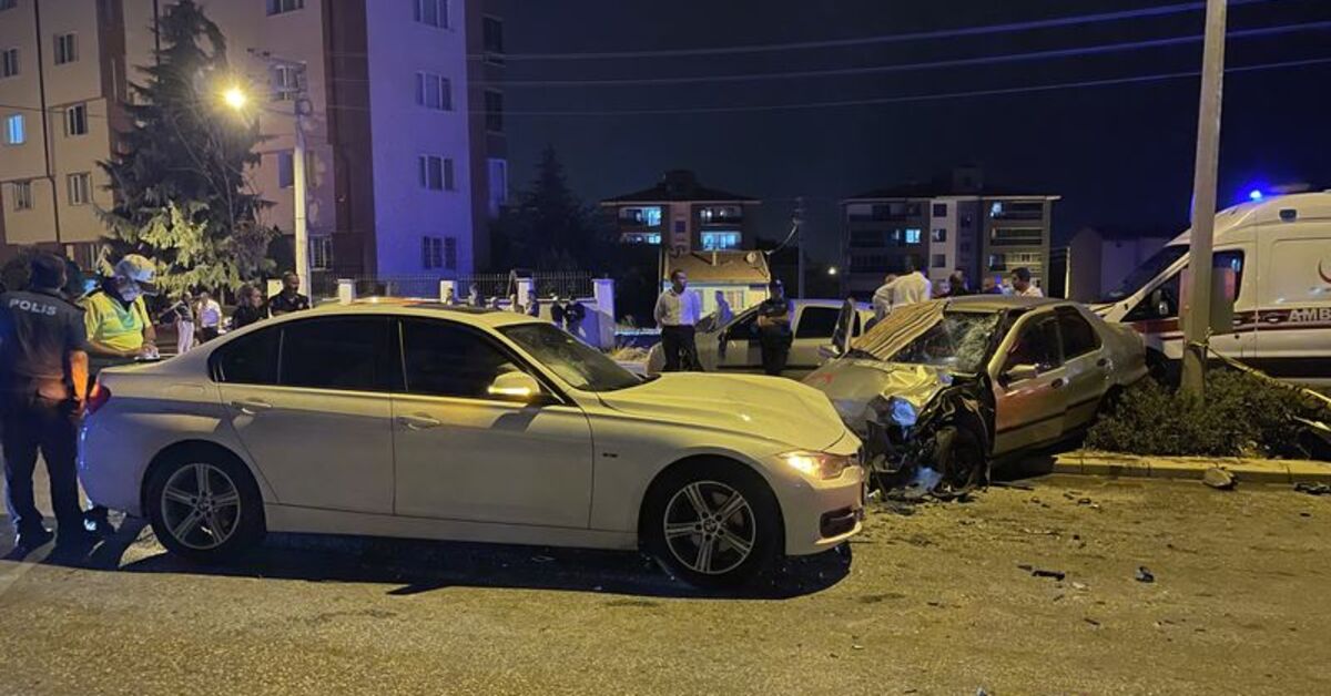 Eskişehir'de iki otomobil kafa kafaya çarpıştı: 1 ölü, 5 yaralı | Son dakika haberleri