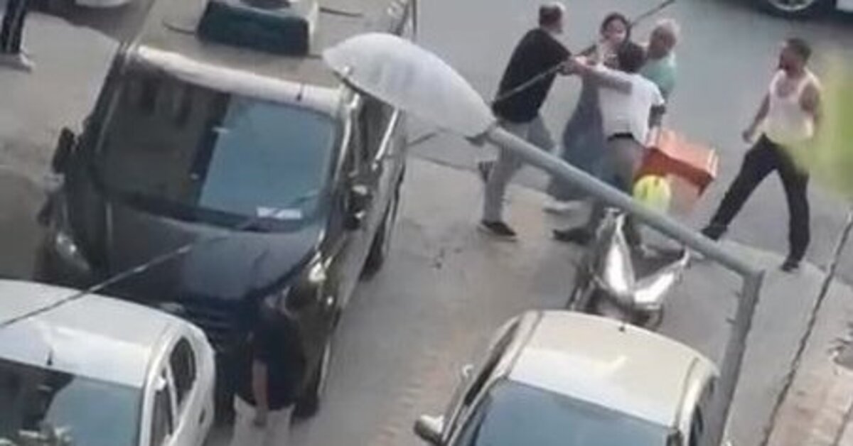 Küçükçekmece'de ters yön kavgası: 3 yaralı, 2 gözaltı | Son dakika haberleri