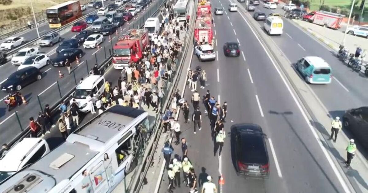 Son dakika: Sefaköy'de iki metrobüs çarpıştı! 3'ü ağır 10 yaralı! İşte son durum | Son dakika haberleri