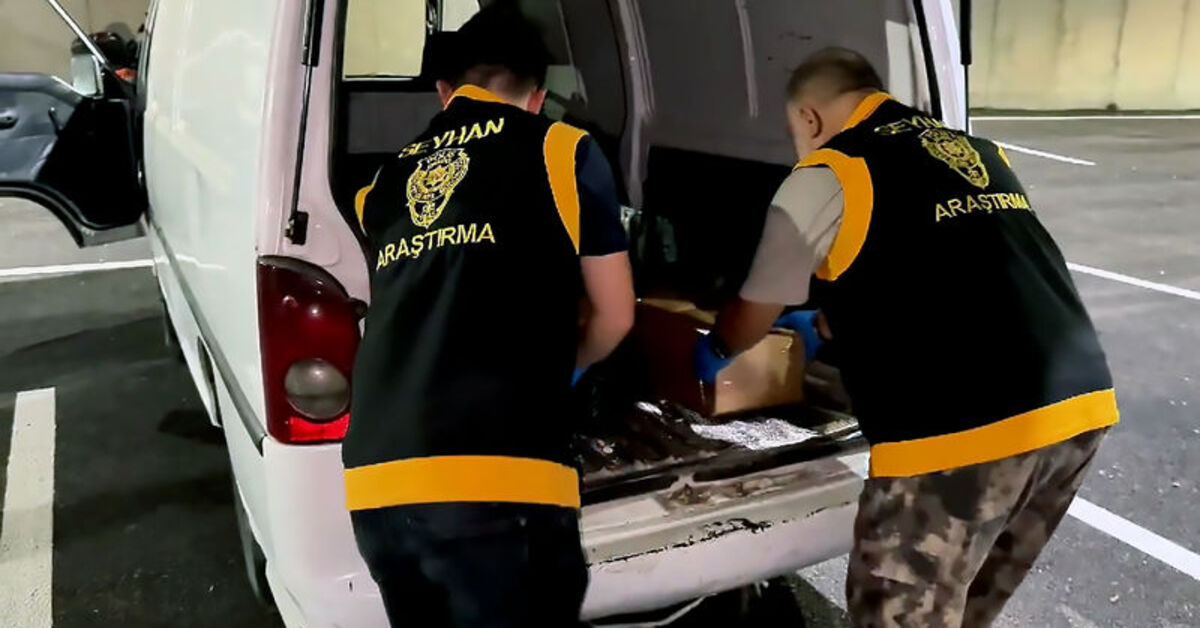 Adana'da minibüsten cephane çıktı! Tam 40 tane – Adana son dakika haberleri | Son dakika haberleri