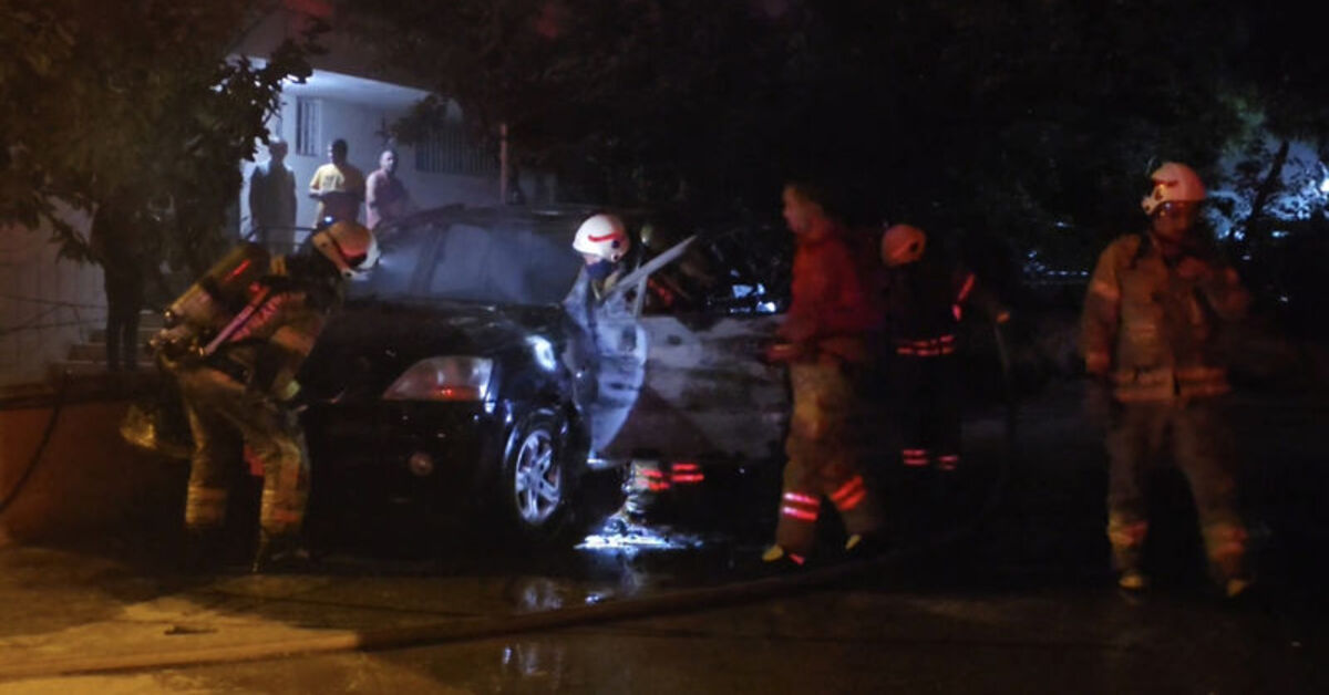 Ataşehir'de otoparktaki cip alev alev yandı – Güncel haberler | Son dakika haberleri