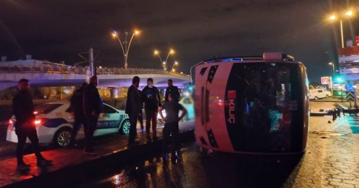 Kayseri'de işçi servisi devrildi: Yaralılar var | Son dakika haberleri