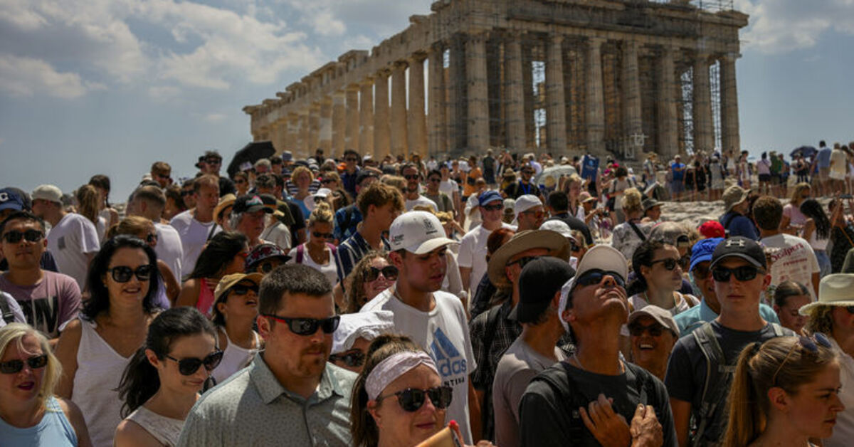 Yunanistan aşırı turizme karşı harekete geçti: Turiste vergi geliyor – Turizm Haberleri