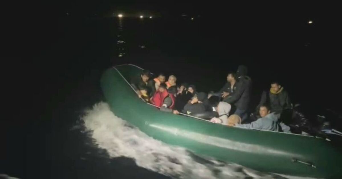 Ayvalık açıklarında 127 düzensiz göçmen karaya çıkarıldı – Güncel haberler