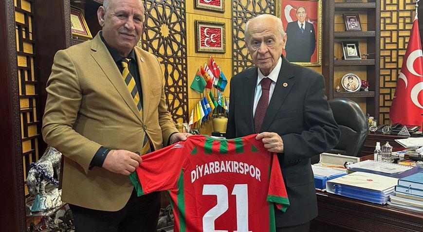 Devlet Bahçeli, Diyarbakır İl Başkanı Arslan ve Diyarbakırspor Başkanı Akyol’u kabul etti