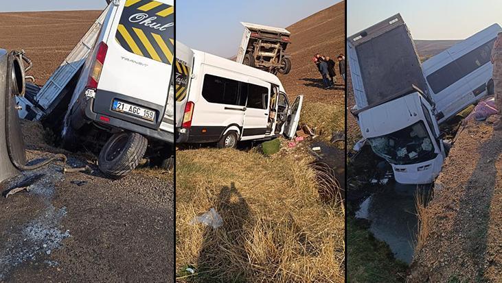 Diyarbakır’da 3 aracın karıştığı feci kaza: 12’si öğretmen 14 yaralı