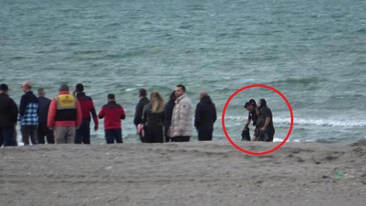 Eşinin şiddetinden kaçıp, intihara kalkıştı! Dalgıç polisler kurtardı