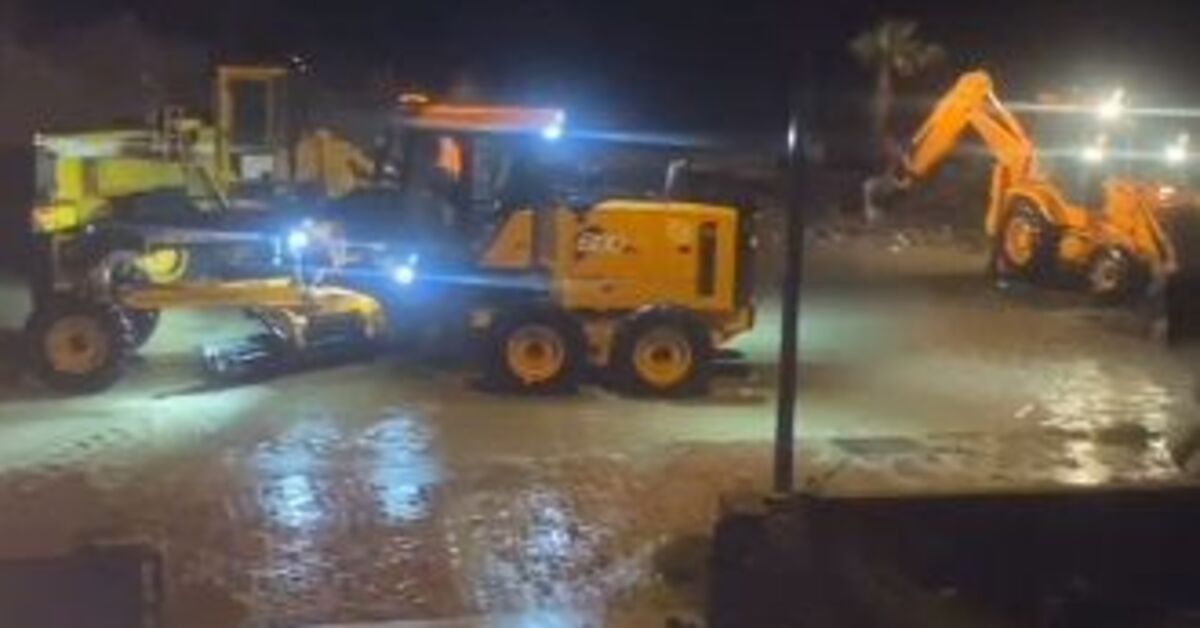 Kastamonu'da dalgalar sahili dövdü; Cide-Bartın yolunu deniz suyu bastı – Güncel haberler