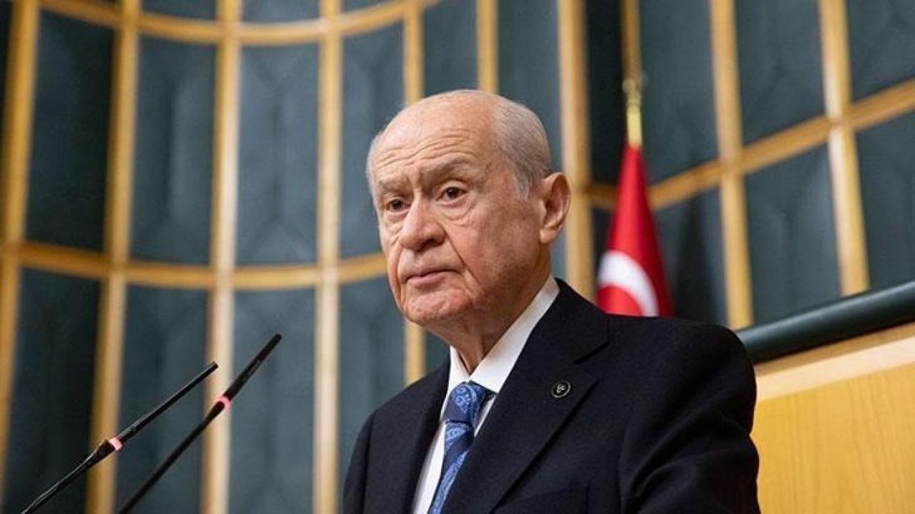 MHP Lideri Devlet Bahçeli’den tokalaşma açıklaması