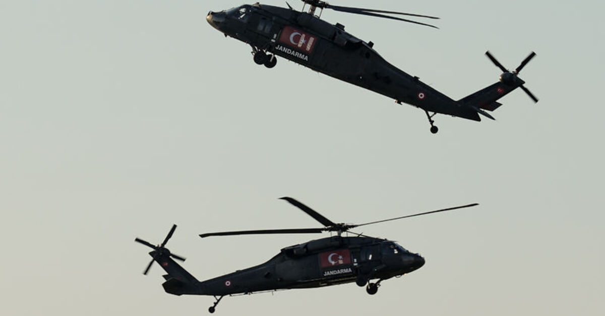 S-70 Çelik Kanatlar gösteri uçuşu yaptı – Güncel haberler