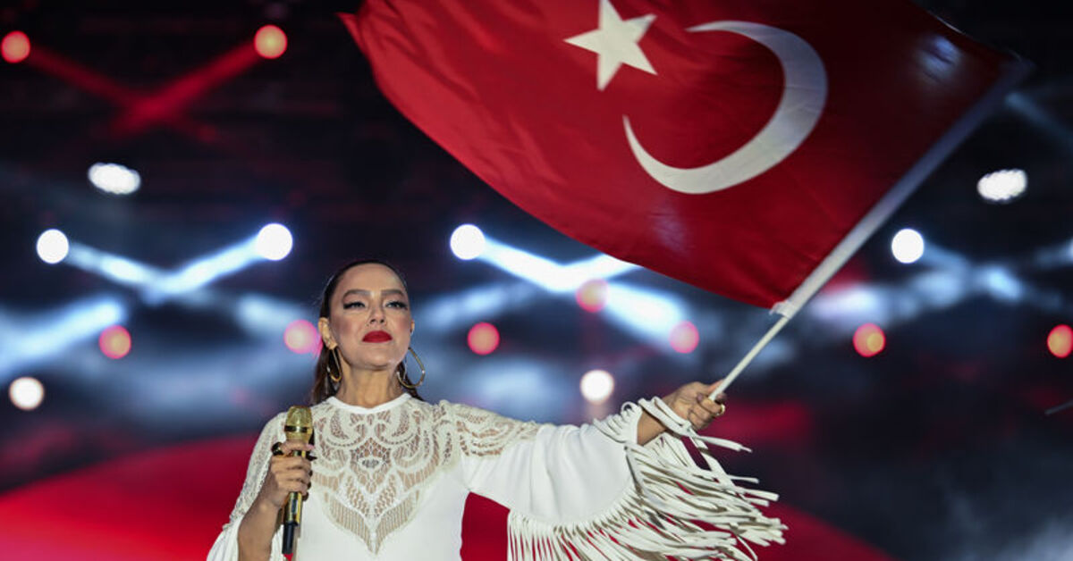 ABB'den Ebru Gündeş konseri iddialarına yanıt | Son dakika haberleri