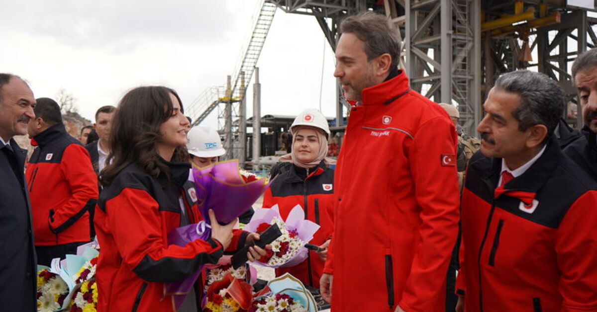 Bakan Bayraktar: Gabar petrolünde 70 bin varillere ulaşmayı ümit ediyoruz – Enerji Haberleri