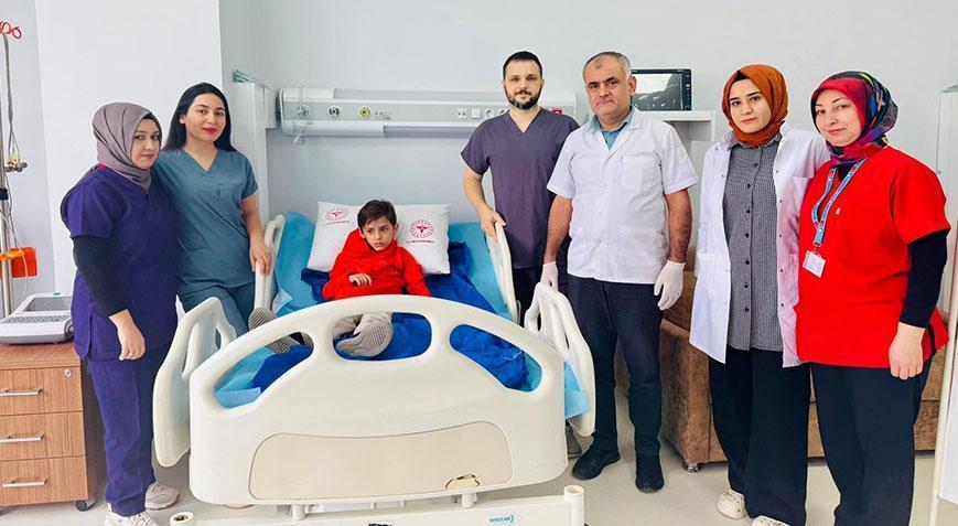 Diş tedavisinden korkan çocuk kilo kaybı yaşamaya başladı… 2 yıl sonra ilginç tedavi