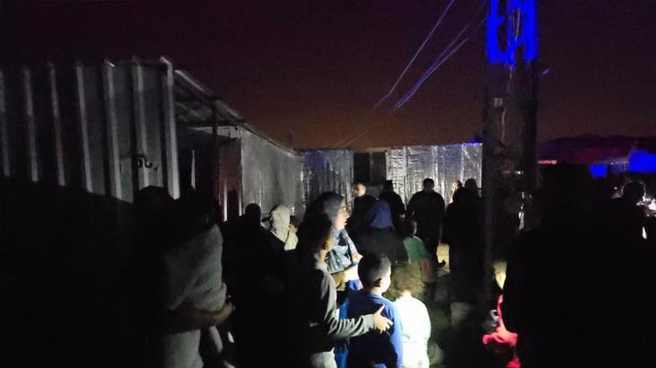 Hatay’da depremzedelerin kaldığı konteynerlerde yangın