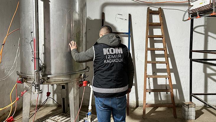 İzmir’de operasyon: 28 bin litre etil alkol ele geçirildi