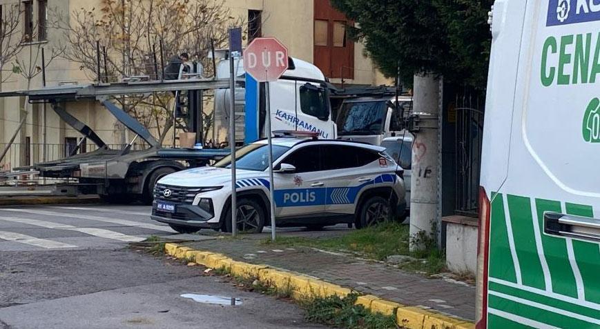 Kocaeli’de korkunç olay: TIR kabininde asılı halde ölü bulundu