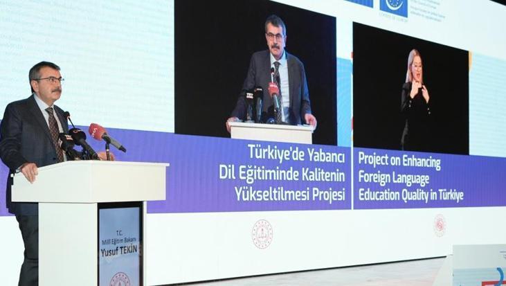 Bakan Tekin: Türkiye’deki yabancı dil öğretiminin de ciddi bir şekilde farklılaşacağına inanıyorum