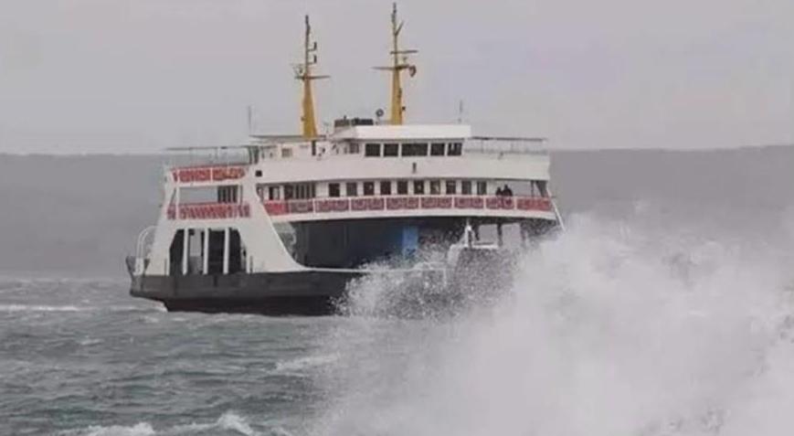 Bandırma ve Erdek’te feribot seferleri iptal edildi