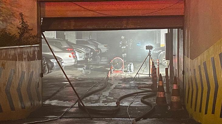 Başakşehir’de panik anları! Otoparktaki elektrikli araç yandı