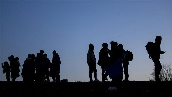 Çanakkale açıklarında 45 düzensiz göçmen yakalandı