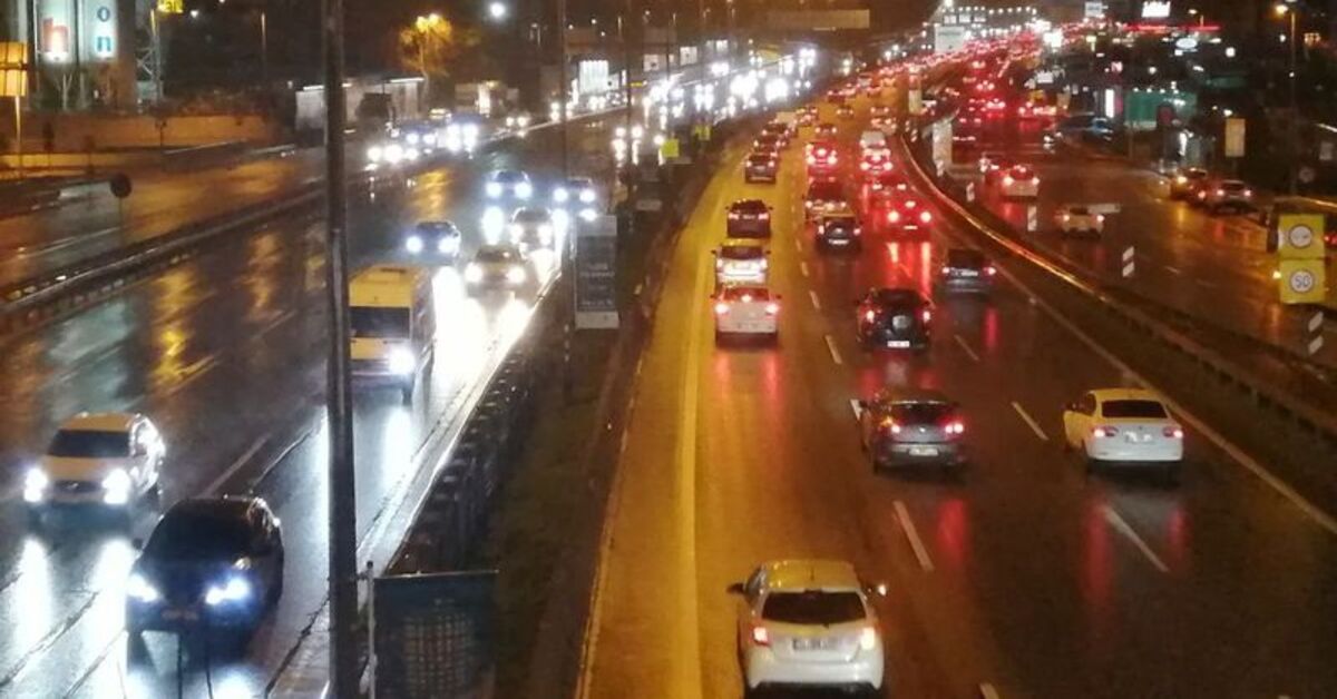 İstanbul'da yağış aralıklarla etkili oluyor – Güncel haberler | Son dakika haberleri