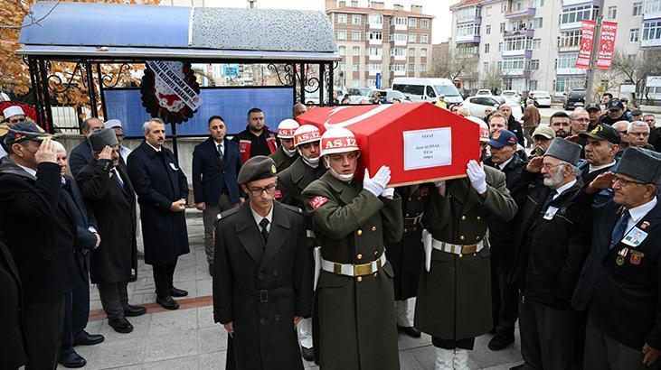 Kıbrıs gazisi İzzet Altınaz’a veda