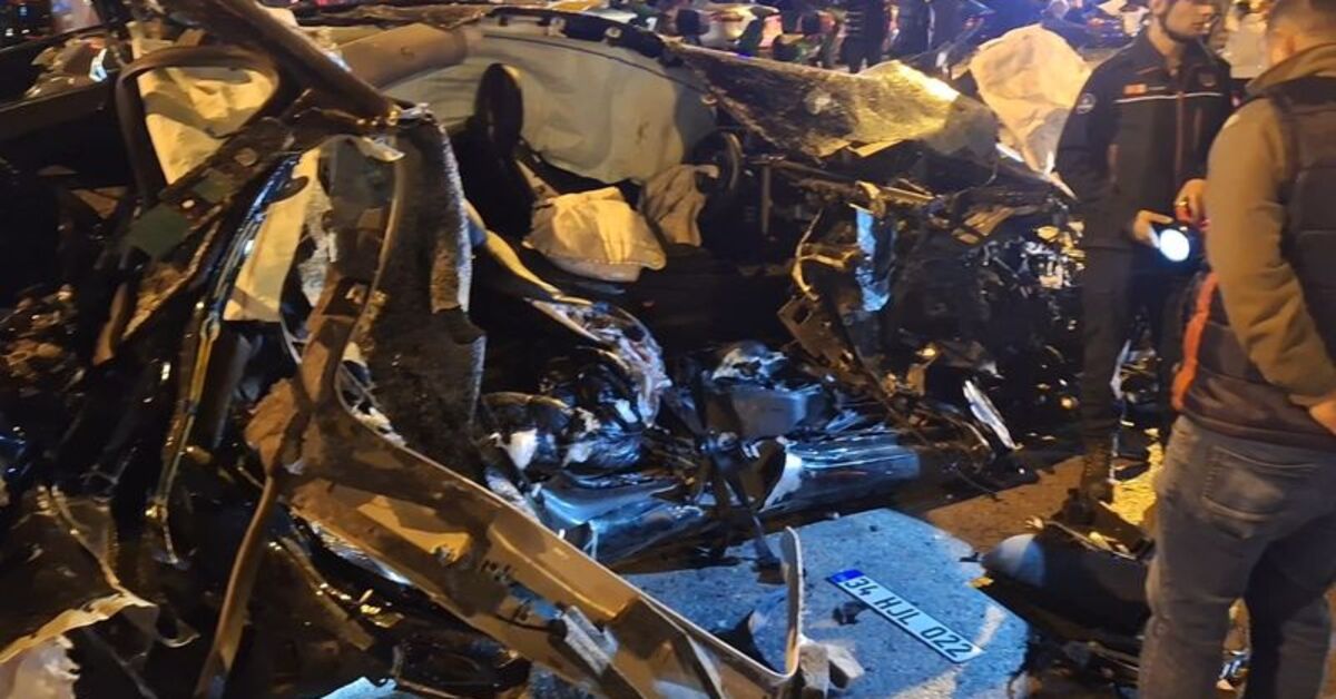 Maltepe'de otomobil İETT otobüsüne çarptı: 1 ölü, 1 yaralı | Son dakika haberleri