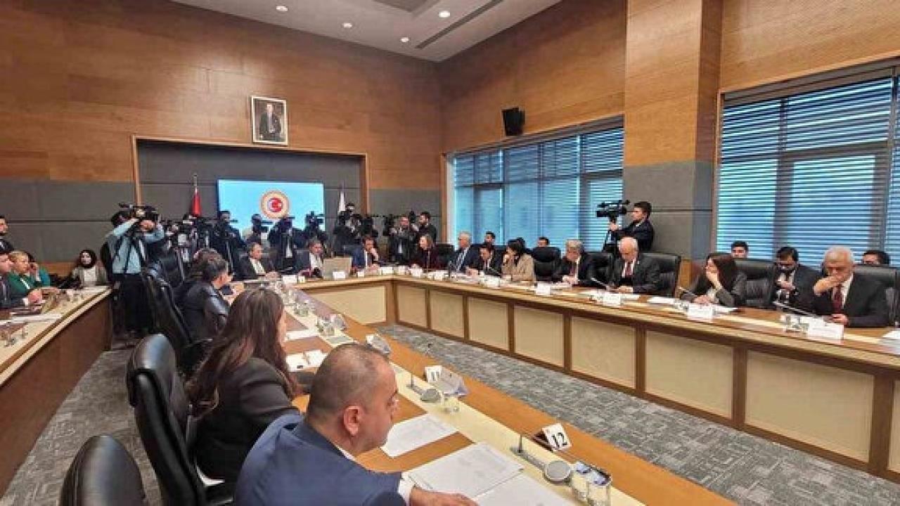 Meclis Yenidoğan Komisyonu toplantısında CHP’li vekillerin iddiaları çürütüldü