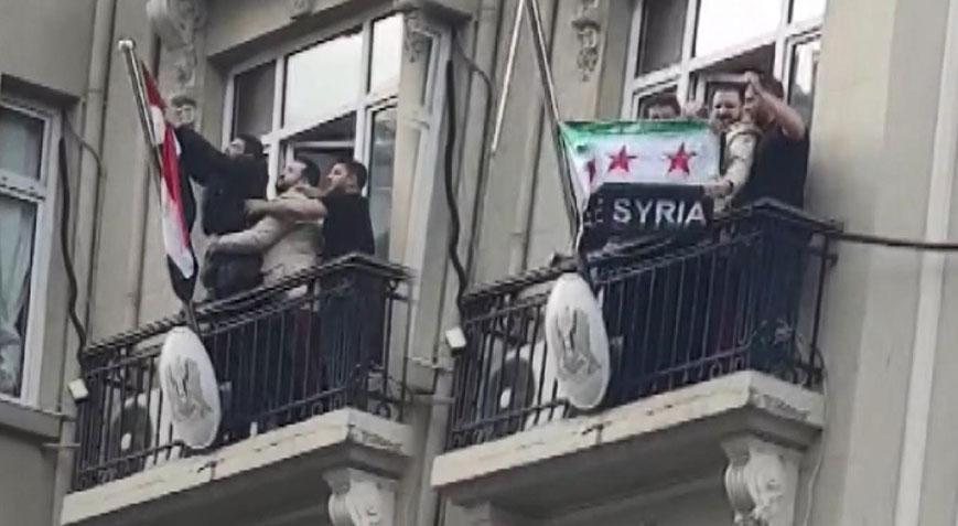 Şişli’deki konsolosluk binasına yeni bayrak