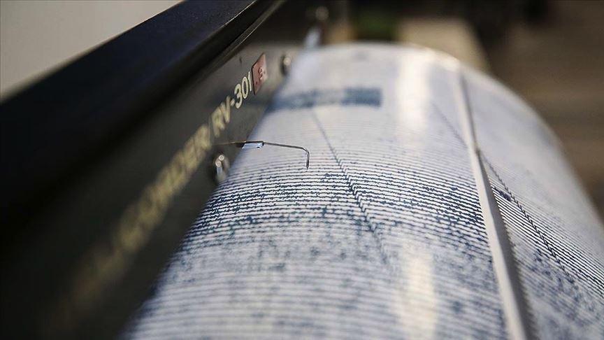 Son dakika deprem haberi: Akdeniz 4.4 ile sallandı