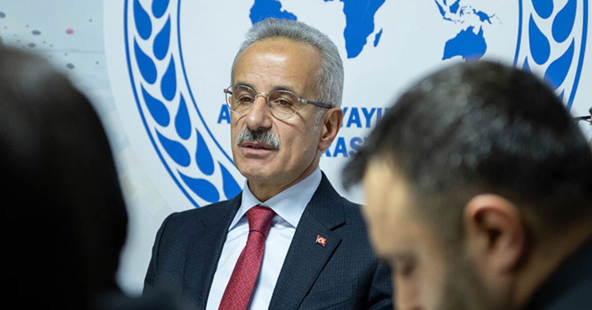 Ulaştırma ve Altyapı Bakanı Uraloğlu: İlk etapta Şam Havalimanı'nı DHMİ eliyle ayağa kaldırmayla ilgili vaziyet alacağız – İş-Yaşam Haberleri