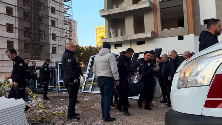 Yer: Diyarbakır! 13’üncü kattan düşen işçi hayatını kaybetti