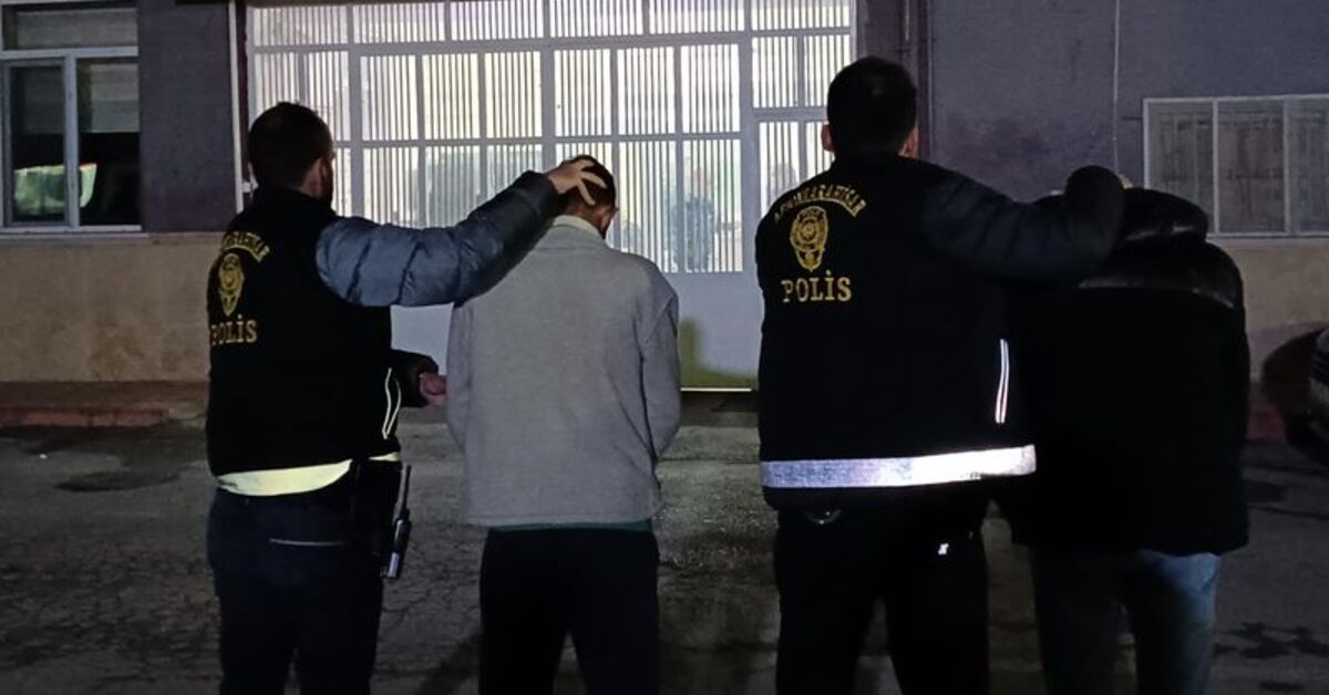 Afyonkarahisar'da annesini öldüren genç ve arkadaşı tutuklandı | Son dakika haberleri