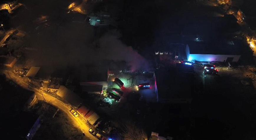Bursa’da korkutan fabrika yangını! Demir yığınına döndü