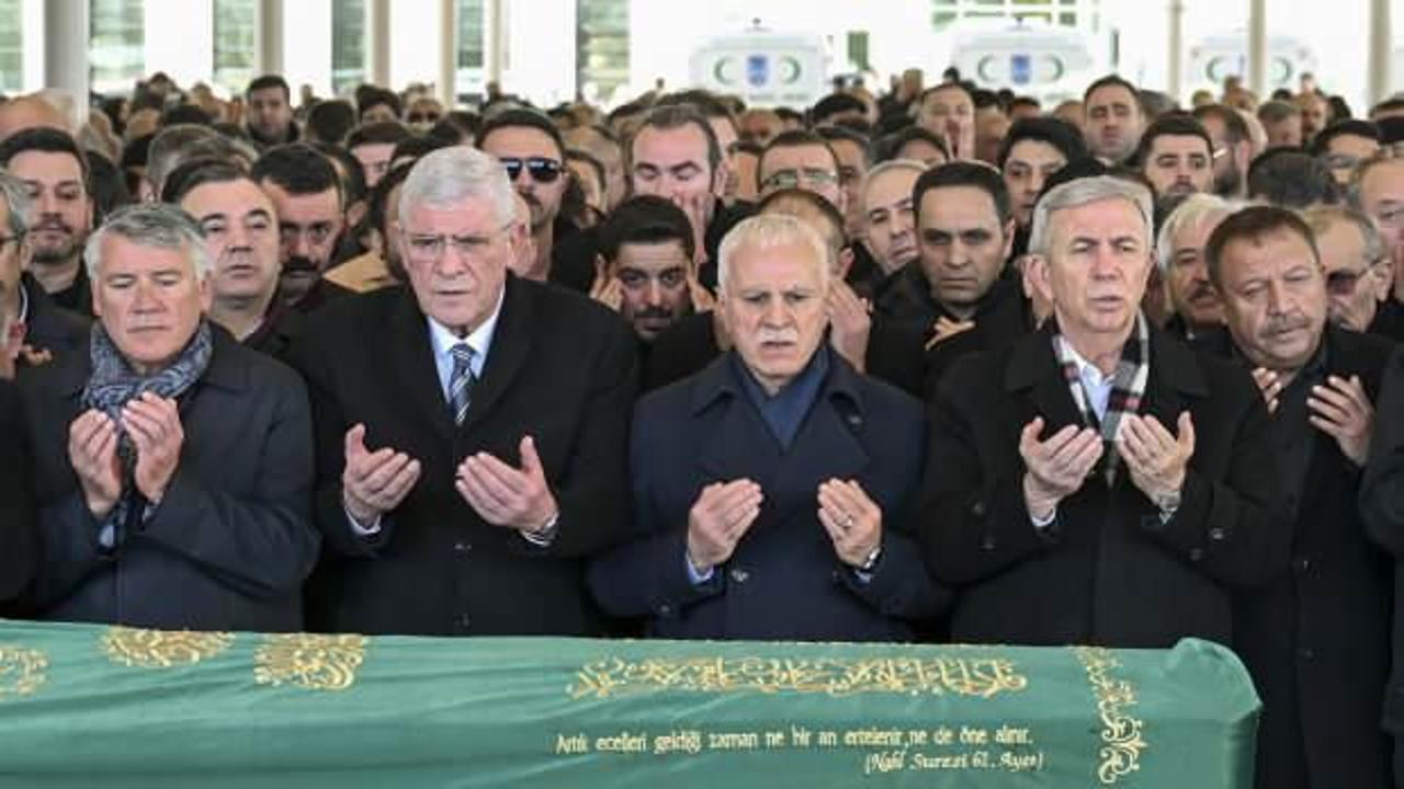 Koray Aydın’ın babası son yolculuğuna uğurlandı