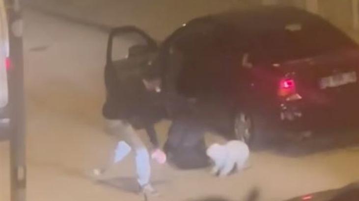 Ankara’da dehşet anları! Otomobille kaçırılmak istenen kadını mahalleli kurtardı